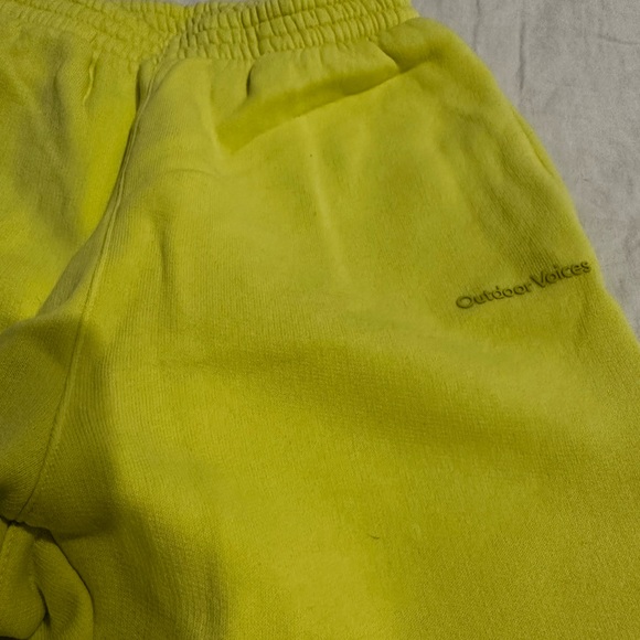 Outdoor Voices Sweatpants - worn once - Size small. Originally $80USD - Picture 2 of 3